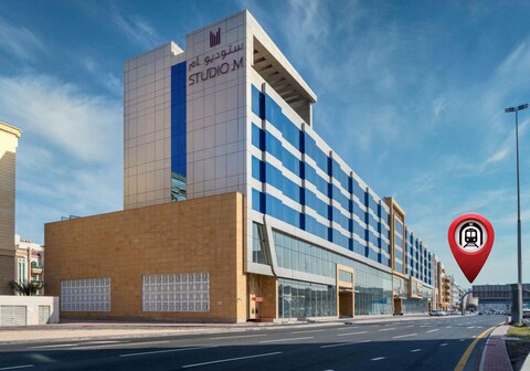 Studio M Arabian Plaza Hotel & Hotel Apartments
