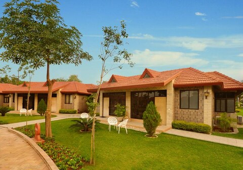 Shri Radha Brij Vasundhara Resort & Spa - Goverdhan