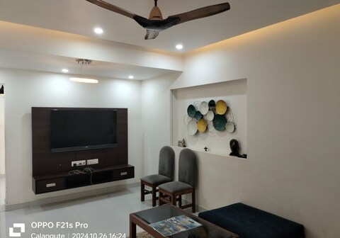 The whiteminar Homestay