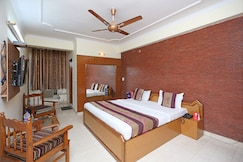 OYO 9554 Hotel Grand Plaza, Delhi OYO 9554 Hotel Grand Plaza, Delhi