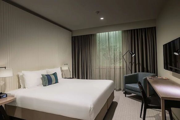 DoubleTree by Hilton Hotel Melbourne - Flinders Street
