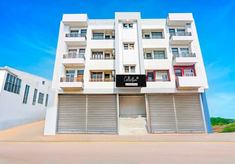 Collection O Jankipuram Sahara State Formerly Basera Homes