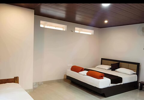 nature vibes homestay