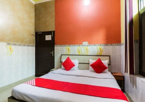 Hotel O Sangam