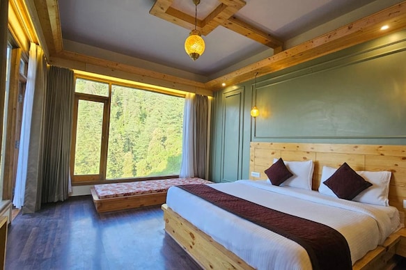 Wild Aura Homes | Rooms & Guided Treks