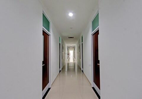 Capital O 92604 Hotel Uin Syariah Near Kampus UIN Mataram