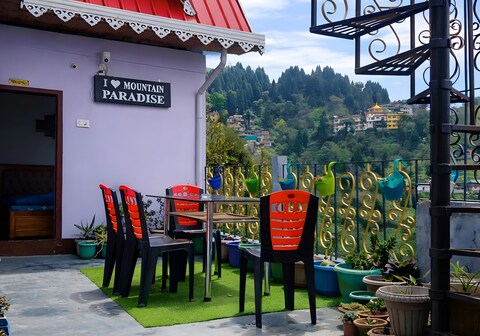 Mountain paradise homestay batashia loop
