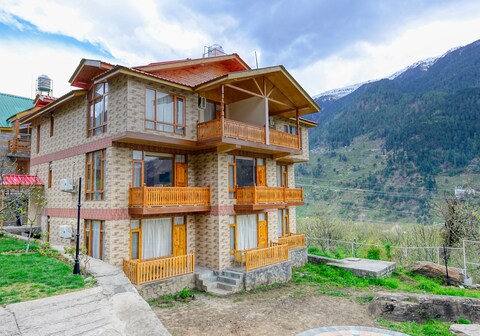 Clarks Inn Suites Manali