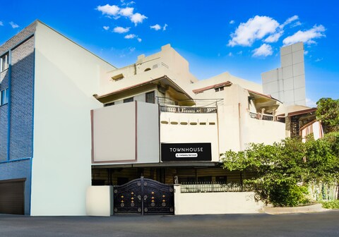 Super Townhouse Townvilla Guesthouse