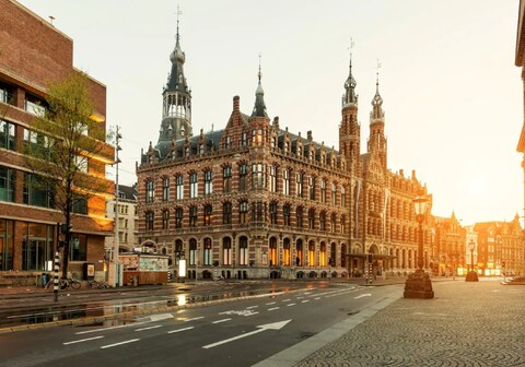 DoubleTree by Hilton Amsterdam Centraal Station