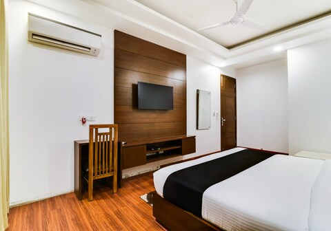 Hotel O by OYO Pink Stays