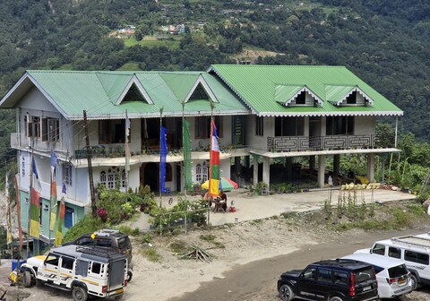 Rolep Star Holidays - Sikkim Silk Route