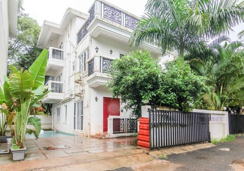 White Castles Anjuna