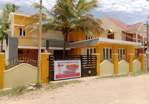 Square & Dormitory Stays