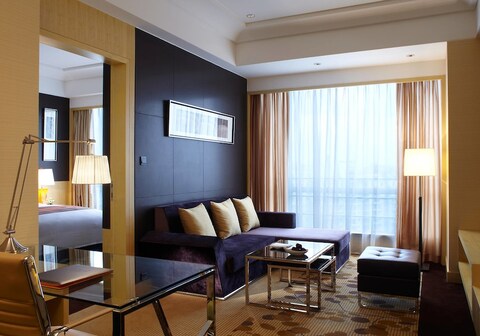 Courtyard by Marriott Shanghai Central