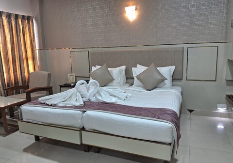 Hotel Aryaas
