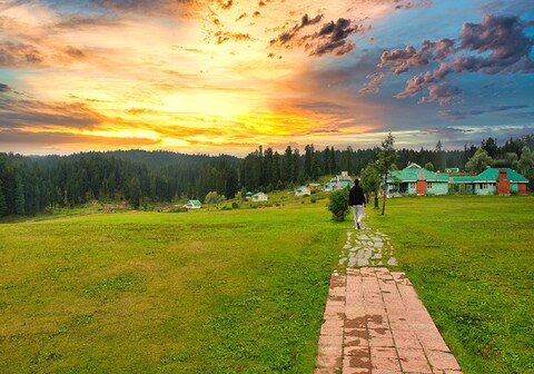 KASHMIR ZEE ZAYN HUTS AND RESORTS