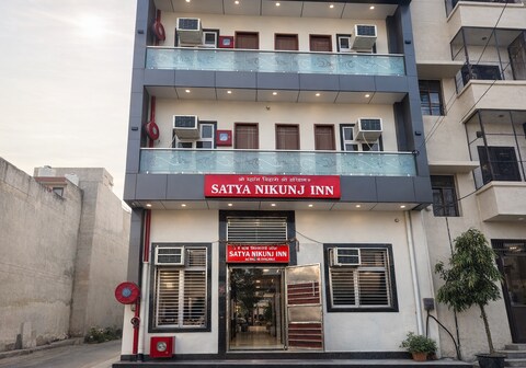 Satya Nikunj INN