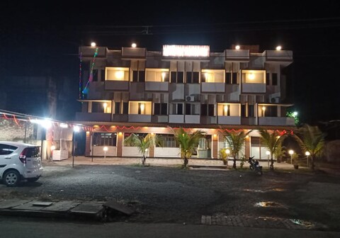 Hotel New Warana