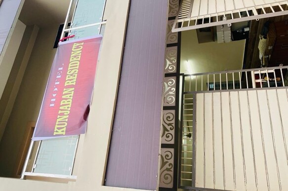 Hotel O Kunjaban residency