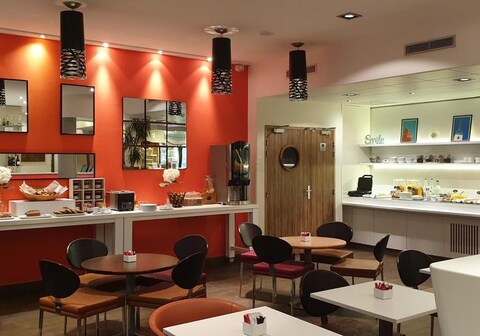 NOVOTEL SUITES PERPIGNAN CENTRE