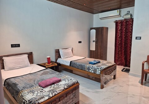 Sundar Residency