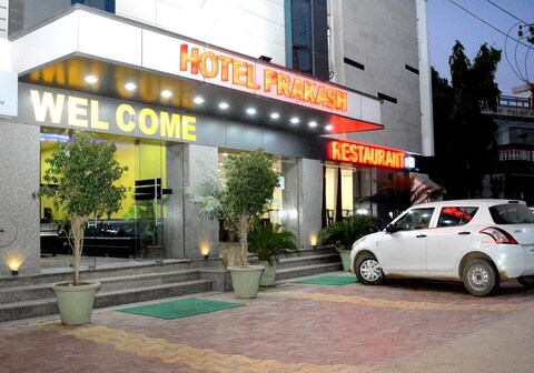 HOTEL PRAKASH