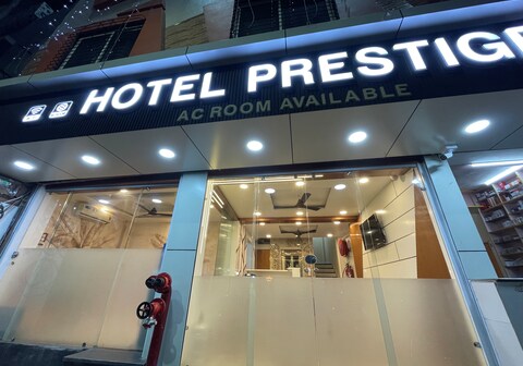 Hotel Prestige
