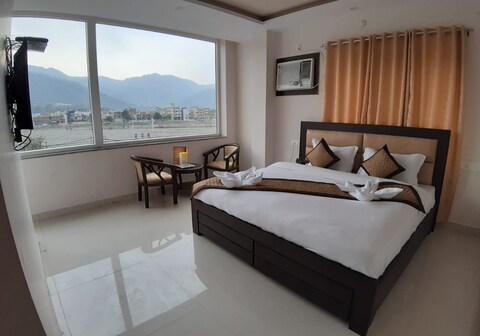 Hotel Tulsi @50m from ISBT Rishikesh