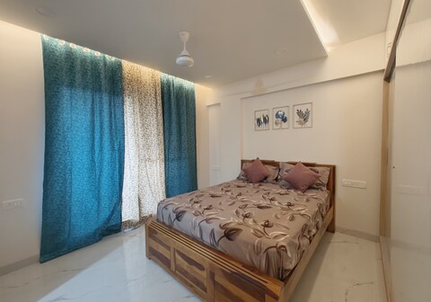 M's Cozy Unwind - Zinnia