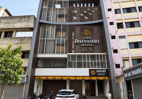 Hotel Dhanashri
