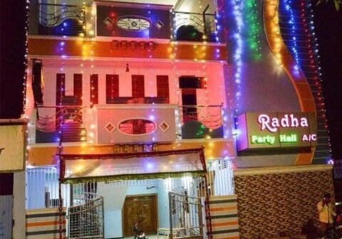 Hotel Radha Party Hall