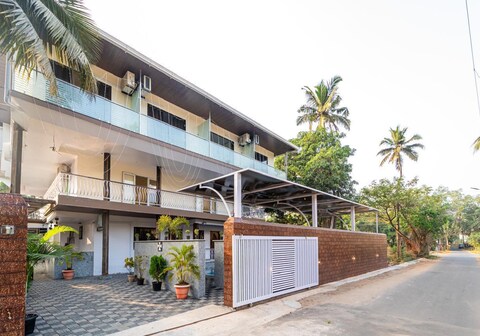 Grand Royale Residency