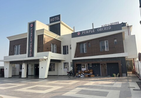 Hotel Purple Orchid
