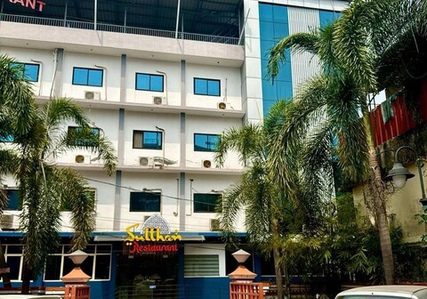 SULTHAN HOTEL AND RESTAURNT