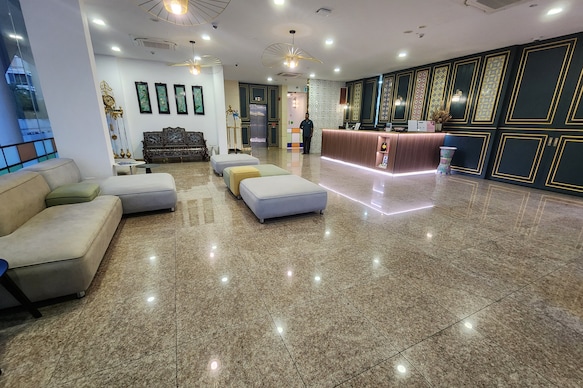 Santa Grand Hotel East Coast