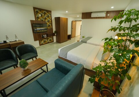 GEORJOYS HOTELS & RESORTS