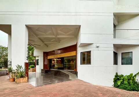 Hotel Maharaja Regency