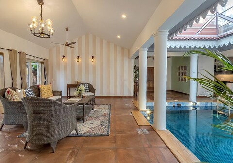 Luxury 4 bedroom Villa with Private pool Siolim