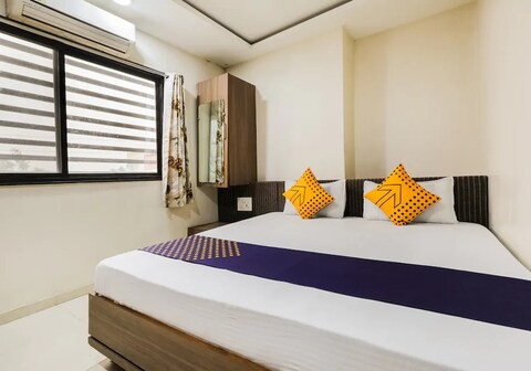 Hotel JMC Inn (Near Railway Station), Ratlam