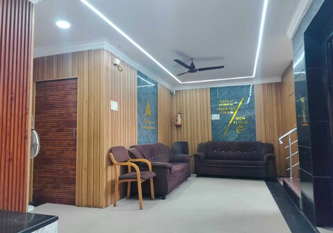 SPOT ON Srinivasa Residency