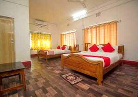 Hotel O Simrat