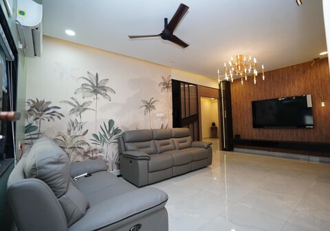 Elite Enclave