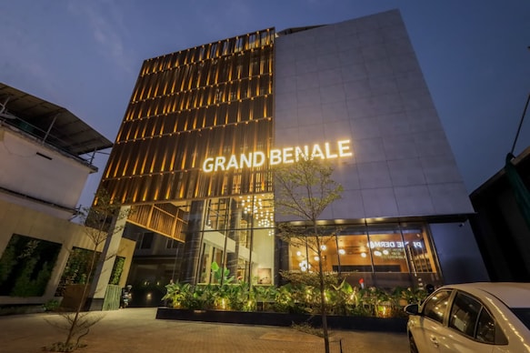 HOTEL GRAND BENALE
