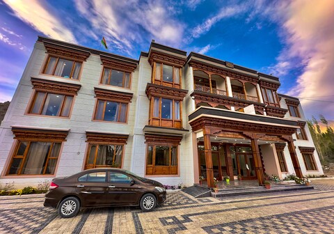 Sangto Palace | 10 mins from Airport