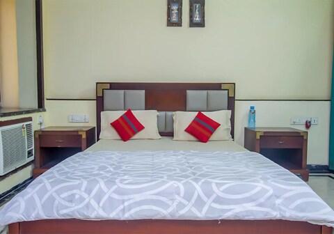 ClapOni Serviced Apartment E Wing