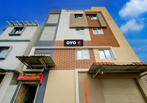 Hotel O Sapthagiri Boarding and Lodging