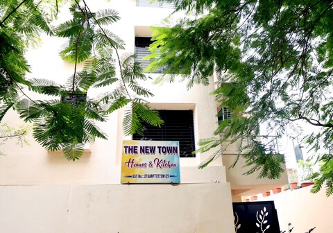 the new town home and kitchen