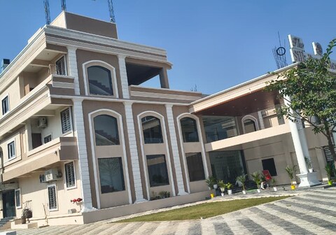 The Silk Route Resort