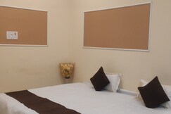 Shaukat Sewarth Sadan (SSS Palace), Madhepura Shaukat Sewarth Sadan (SSS Palace), Madhepura